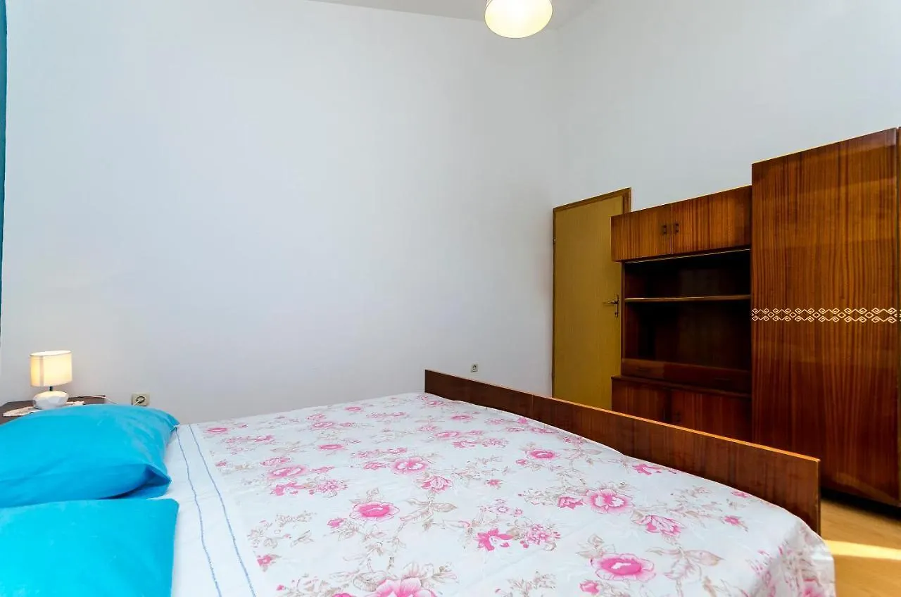 Apartments Milka Slatine