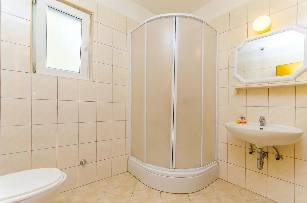 Apartments Milka Slatine